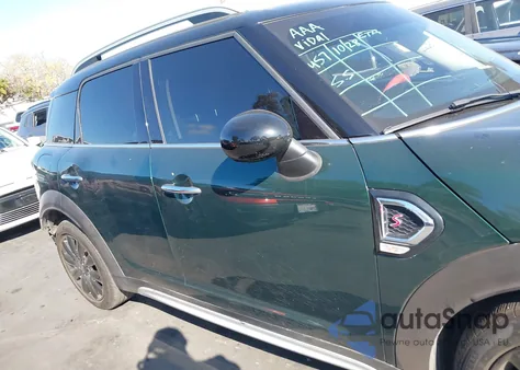 2019 Mini Countryman Cooper S из США, поврежденный, VIN WMZYT3C59K3E95158